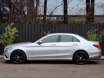 Used Mercedes C200 184 HP (135 kW) 2020 Blue Sedan