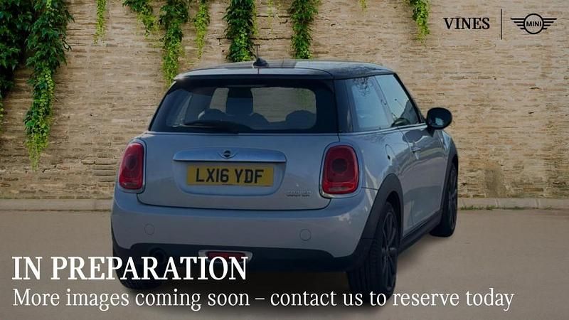 Used Mini Cooper Hatch 134 HP (98 kW) 2016 Silver Hatchback