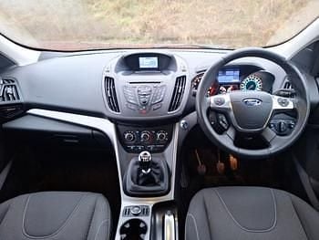 Used Ford Kuga Zetec 150 HP (110 kW) 2016 Red SUV