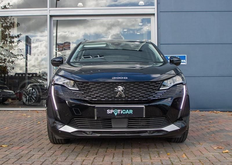 Used Peugeot 3008 Allure Premium 222 HP (163 kW) 2021 Black SUV