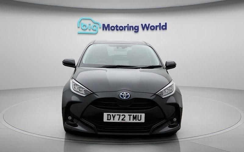 Used Toyota Yaris Hybrid Design 116 HP (85 kW) 2025 Hatchback