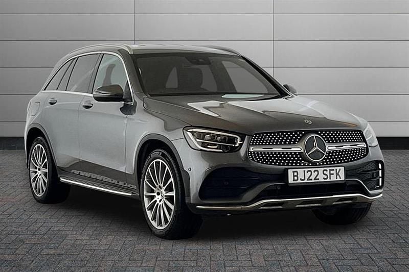 Selenite grey Used 2022 Mercedes E300 AMG Line Premium Estate | £32,590 (Super price) - Image 1/4