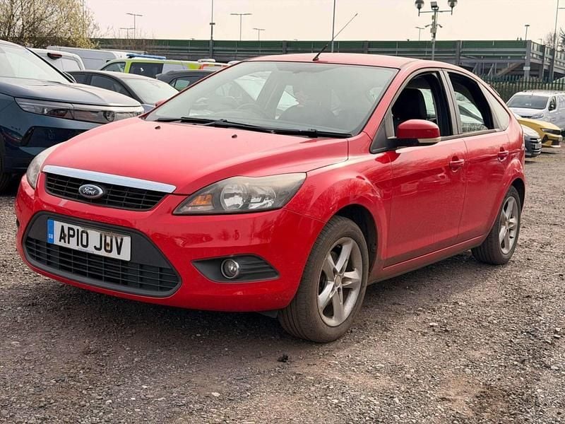 Używany Ford Focus 110 KM (80 kW) 2010 Czerwony Hatchback