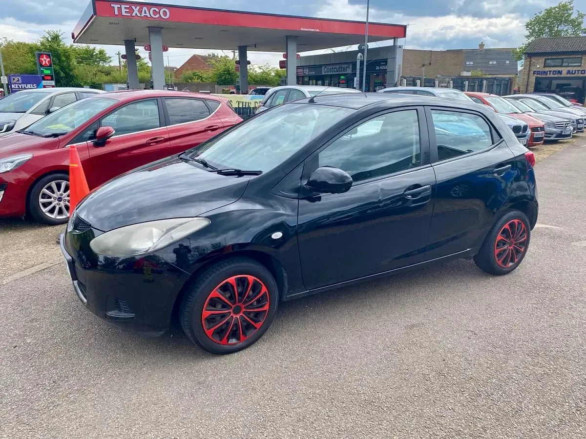 Used Mazda 2 2010 Black Hatchback