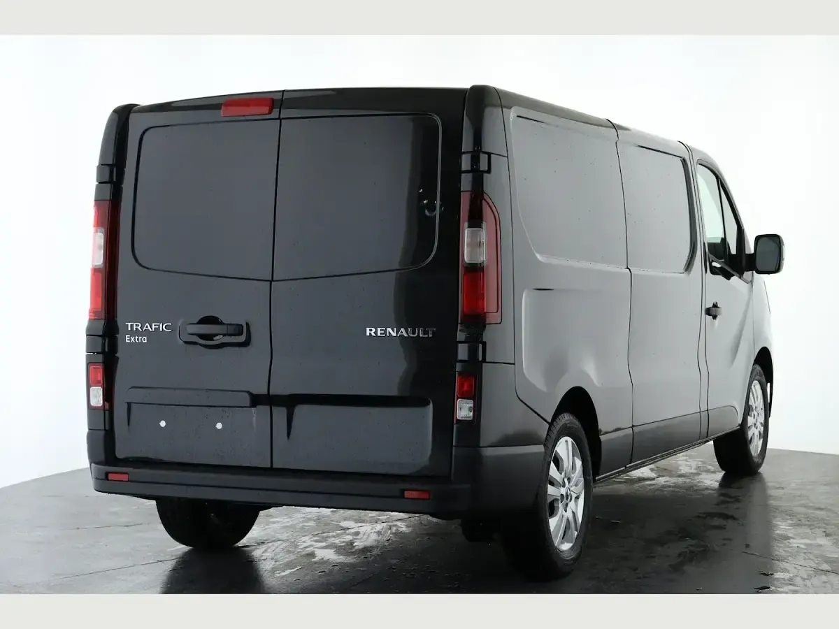 New Renault Trafic 2026 Black