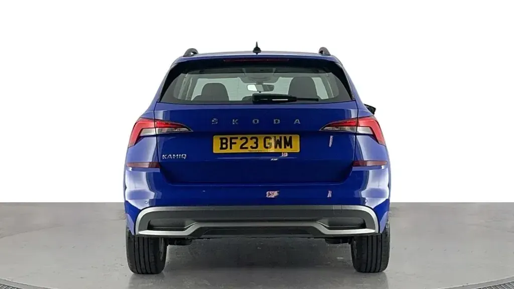 Used Skoda Kamiq SE 110 HP (80 kW) 2023 Blue SUV