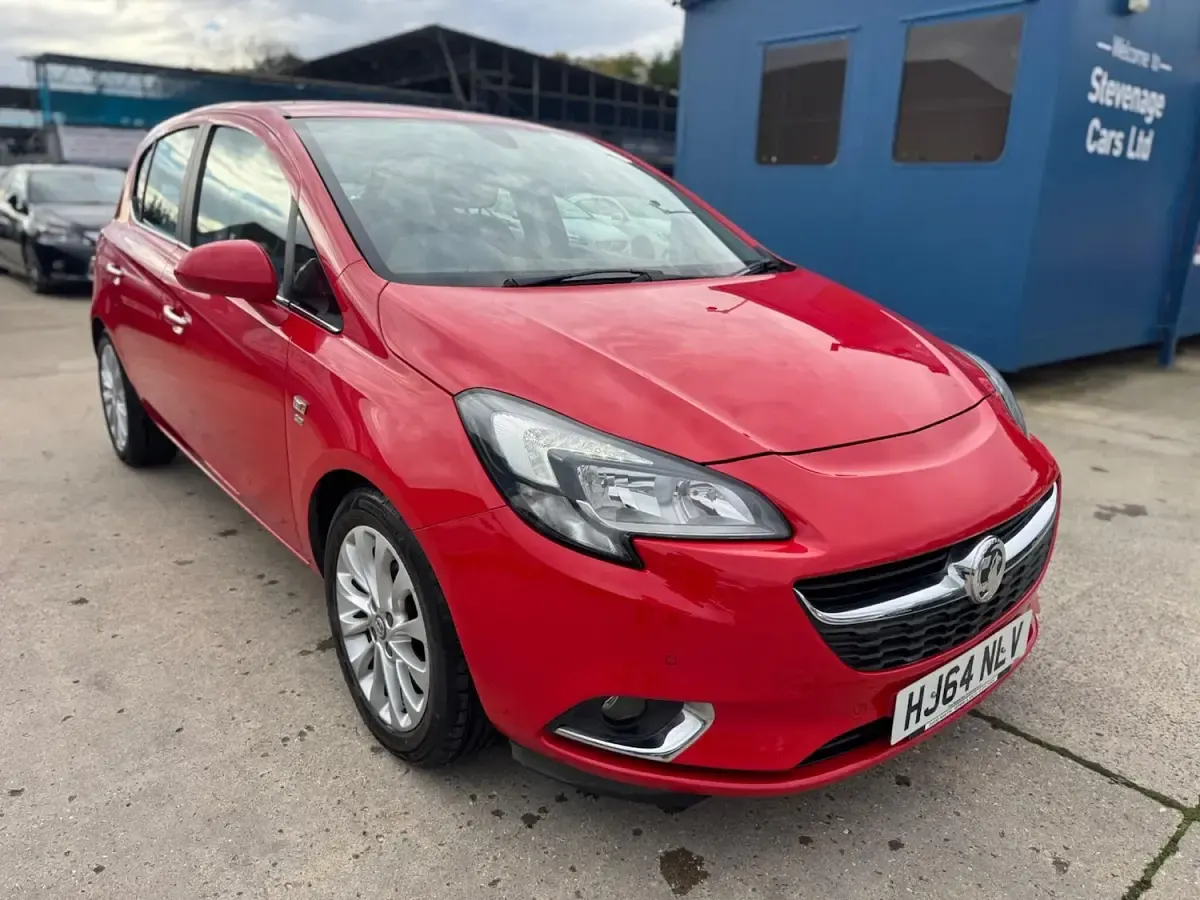 Used Vauxhall Corsa 90 HP (66 kW) 2014 Red Hatchback