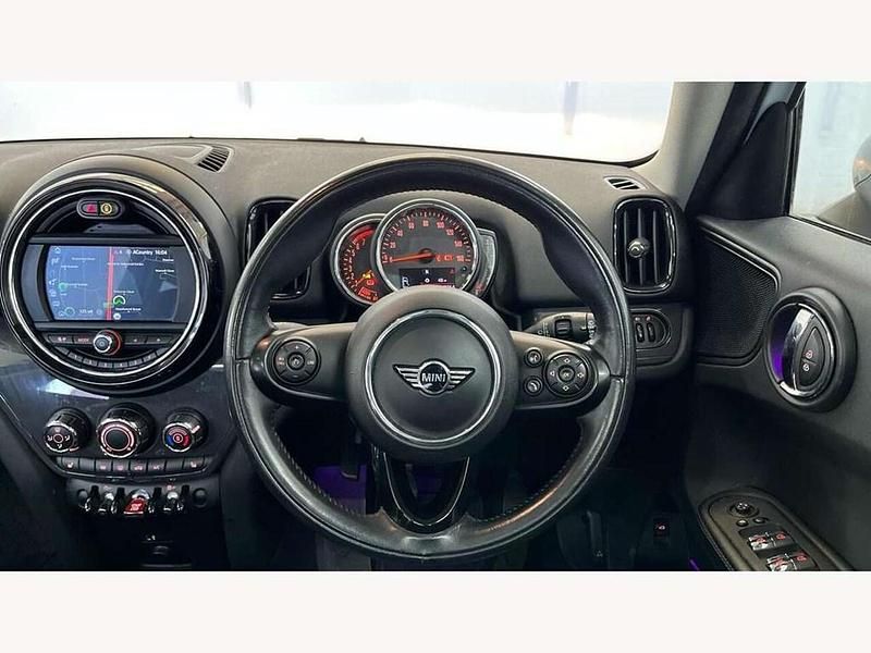 Used Mini Cooper Countryman 136 HP (100 kW) 2018 White SUV