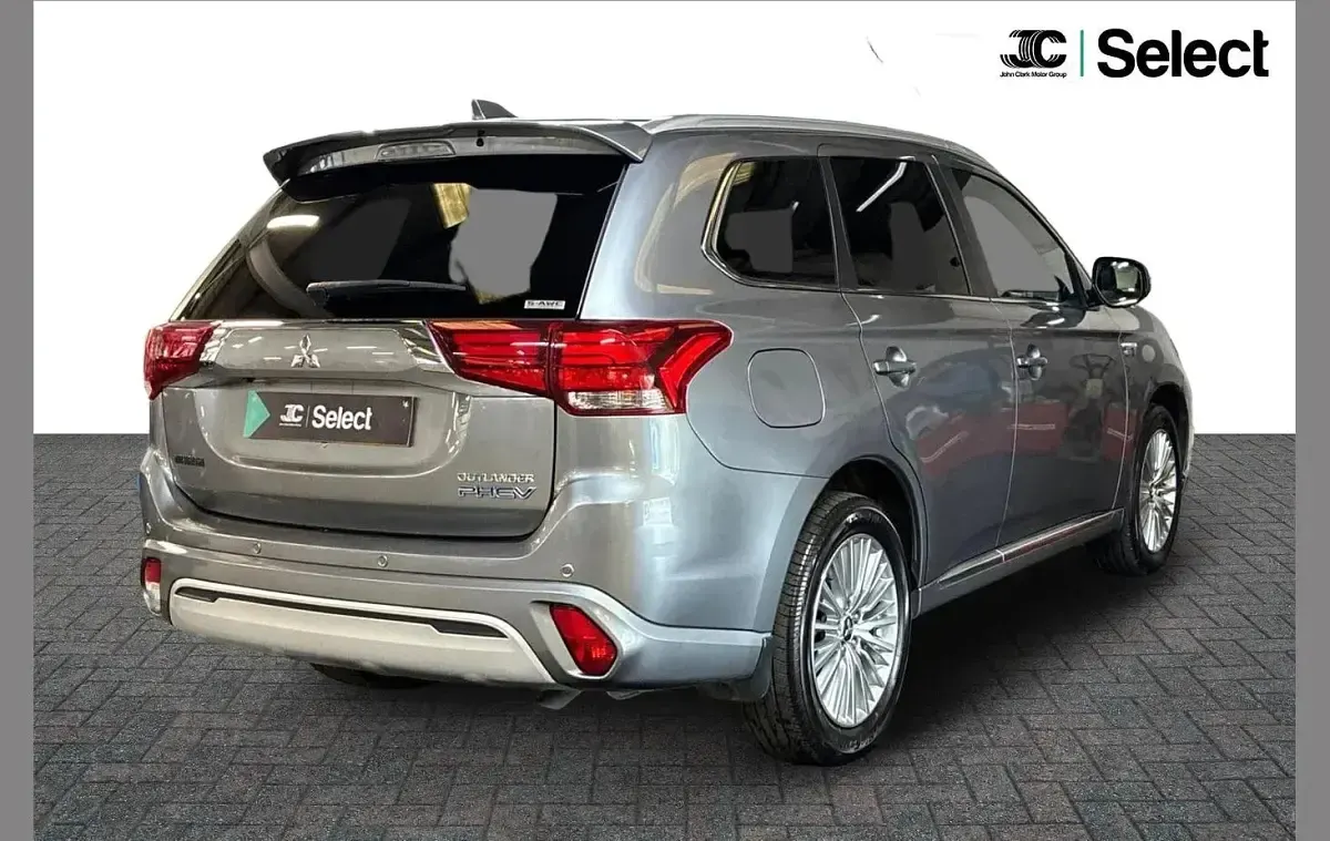 Used Mitsubishi Outlander P-HEV 174 HP (127 kW) 2018 Grey SUV