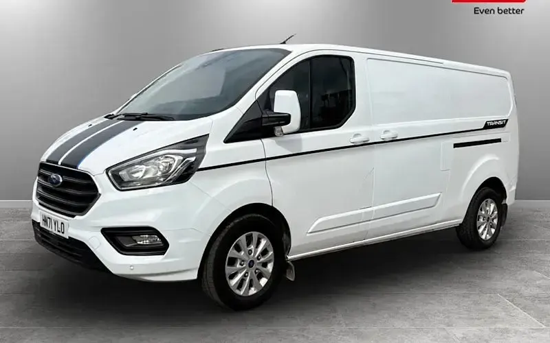 Used Ford Transit Custom Limited 185 HP (136 kW) 2021 White Van