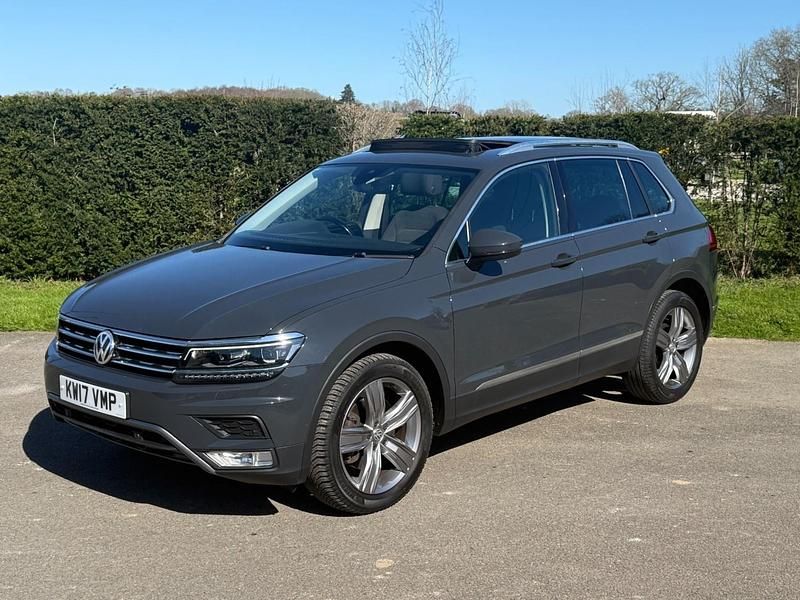 Used VW Tiguan SEL 180 HP (132 kW) 2017 Grey SUV
