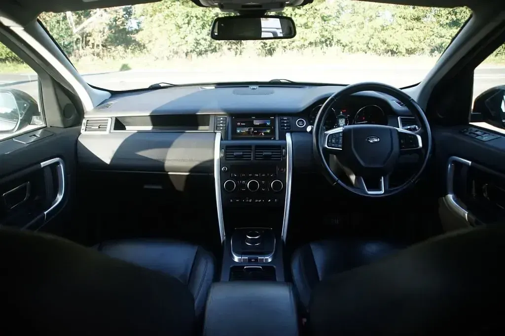 Used Land Rover Discovery Sport SE 180 HP (132 kW) 2019 Grey SUV