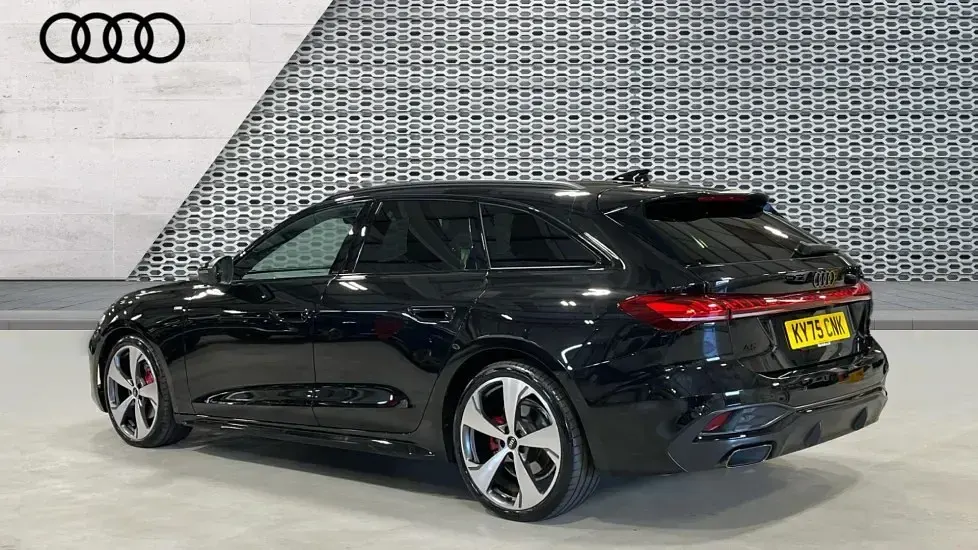 Used Audi A5 Sportback Advanced 204 HP (150 kW) 2025 Black Hatchback
