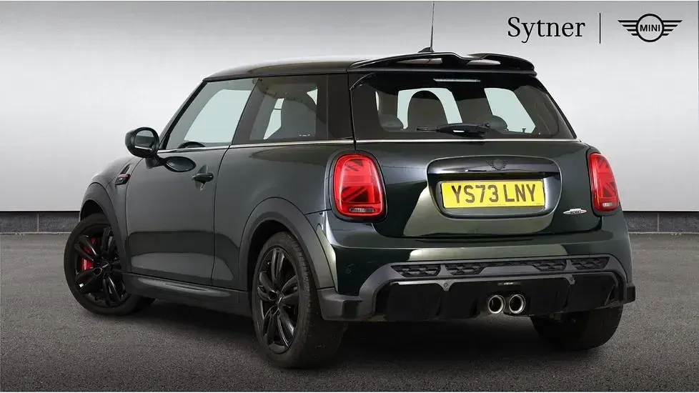 Used Mini John Cooper Works Hatch 228 HP (167 kW) 2023 Green Hatchback