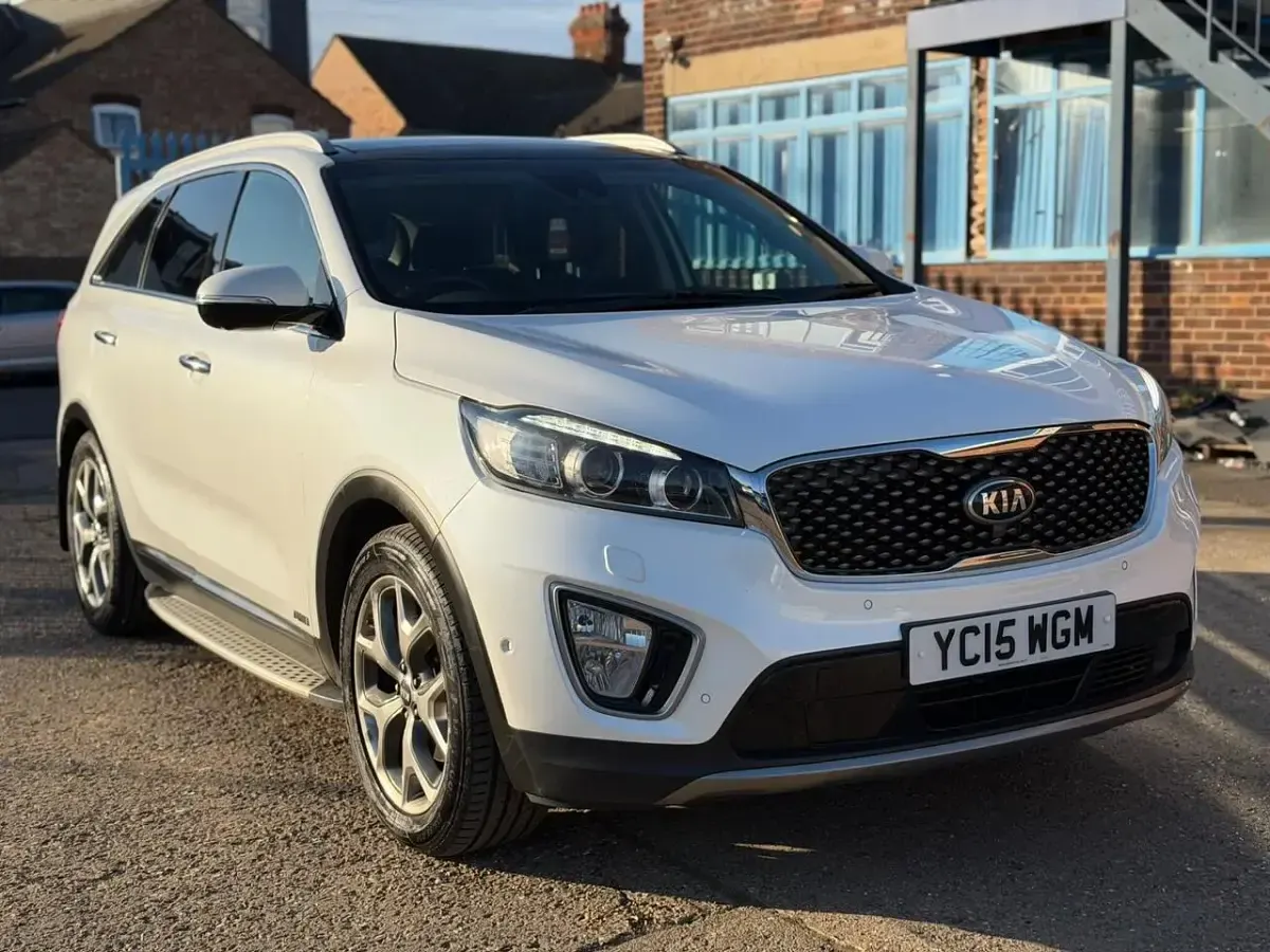 Used Kia Sorento 200 HP (147 kW) 2015 White SUV