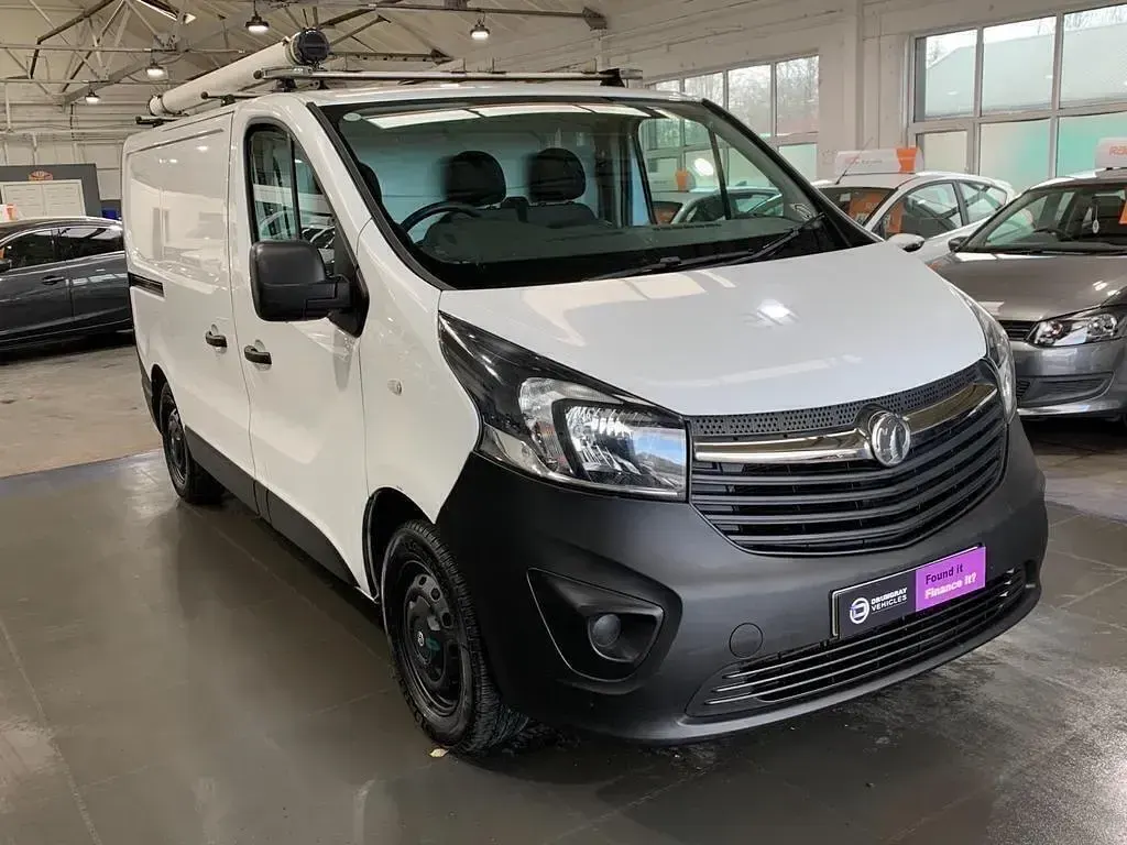 Used Vauxhall Vivaro S 2018 White