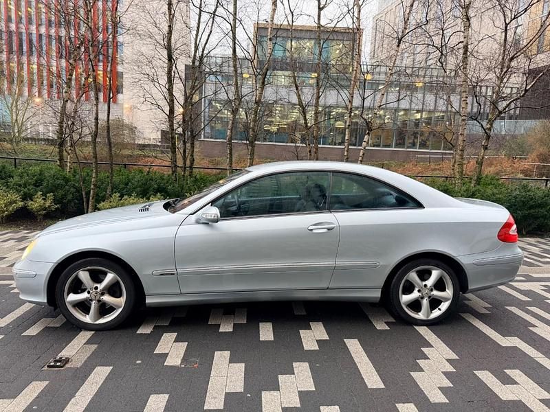 Used Mercedes CLK320 Avantgarde 2005 Silver Coupe