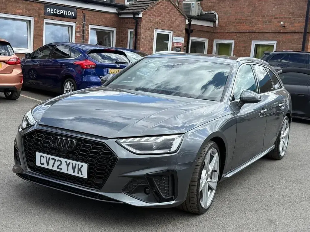 Used Audi A4 S-Line 204 HP (150 kW) 2022 Grey Estate