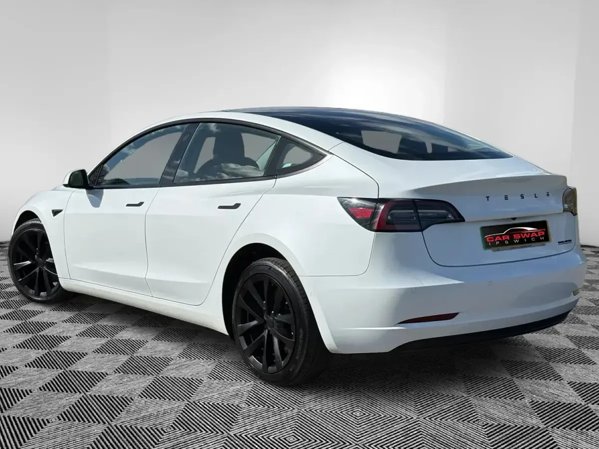 Used Tesla Model 3 Long Range AWD 366 kW (498 HP) 2022 White Sedan
