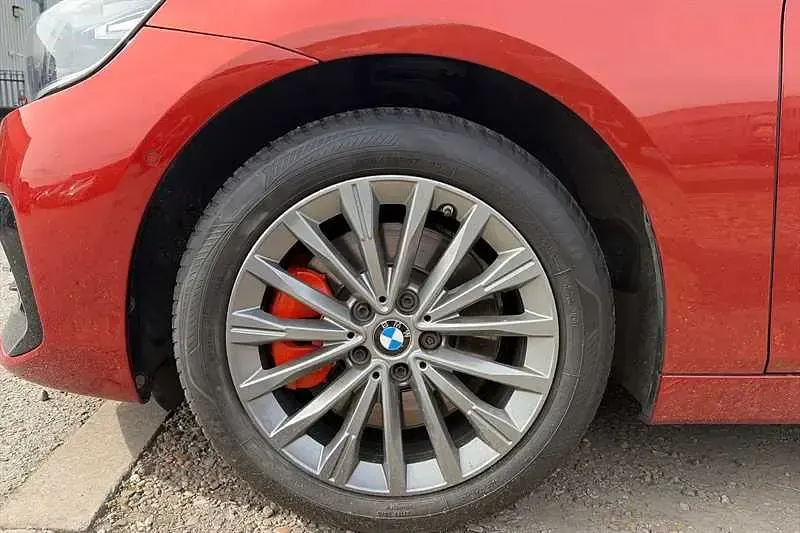 Used BMW 220 Luxury Line 190 HP (139 kW) 2018 Orange Estate