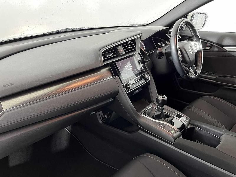 Used Honda Civic SR 126 HP (92 kW) 2019 White