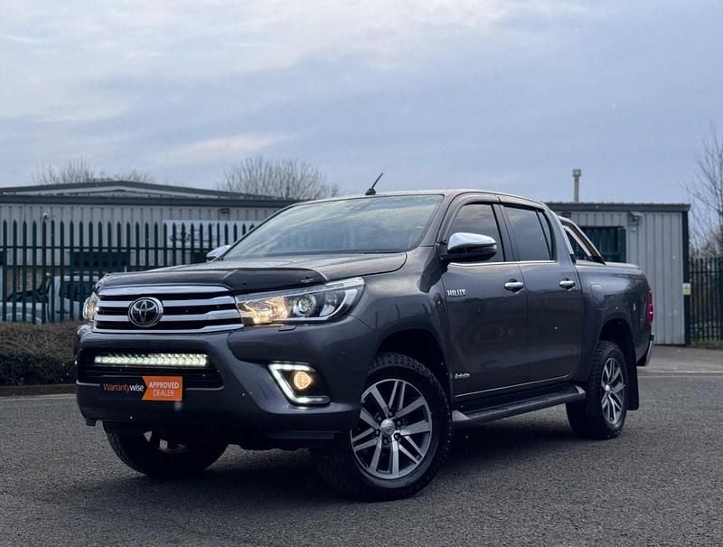 Used Toyota HiLux 2018 Grey Pickup
