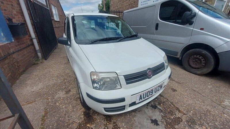 White Used 2009 Fiat Panda Dynamic Hatchback | £890 (Good price) - Image 1/4