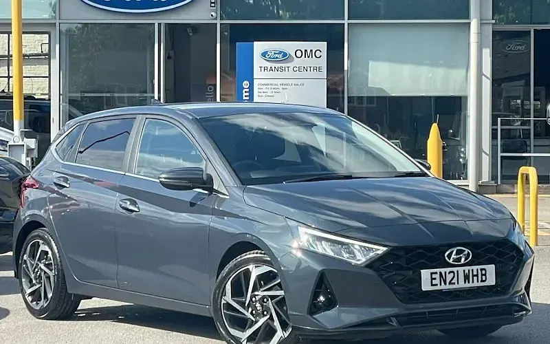Used Hyundai i20 Premium 101 HP (74 kW) 2023 Hatchback