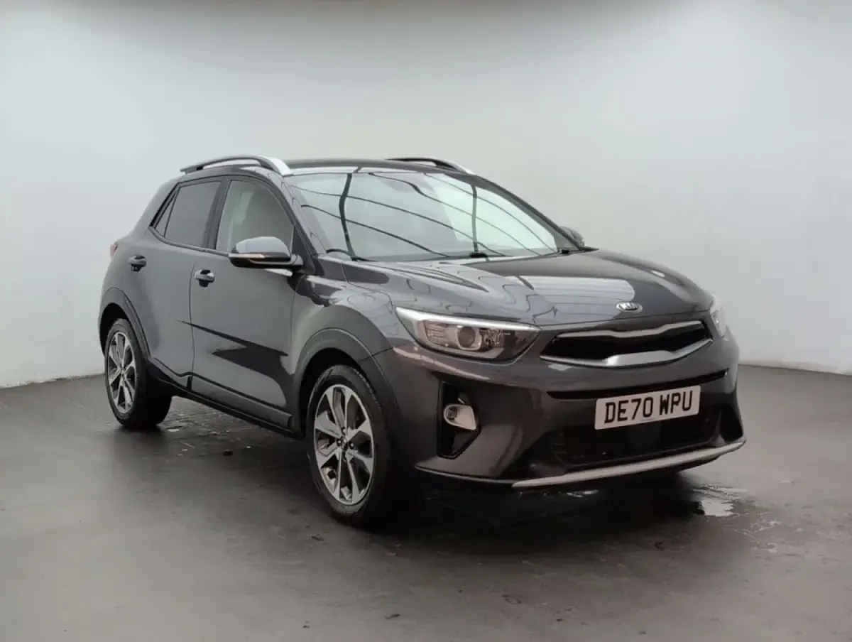 Usado Kia Stonic 118 CV (86 kW) 2020 Gris SUV
