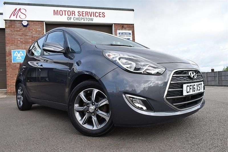 Grey Used 2016 Hyundai ix20 SE MPV | £8,495 (Fair price) - Image 1/4