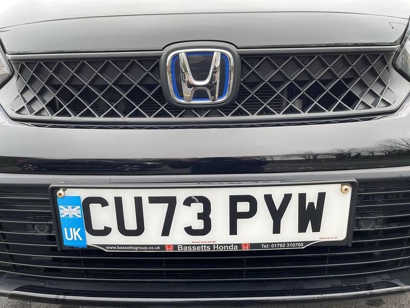 Begagnad Honda Jazz Advance 120 HK (88 kW) 2023 Svart Halvkombi