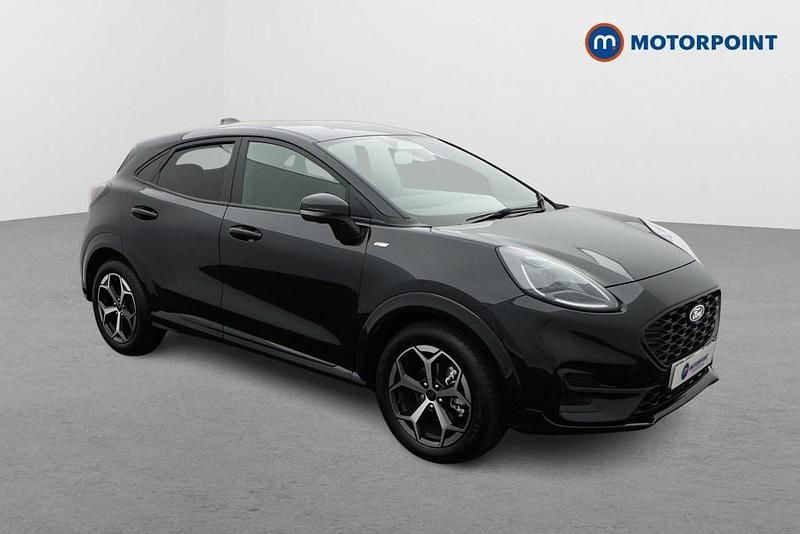 Black Used 2025 Ford Puma Gen-E ST-Line Hatchback | £20,499 (Fair price) - Image 1/4