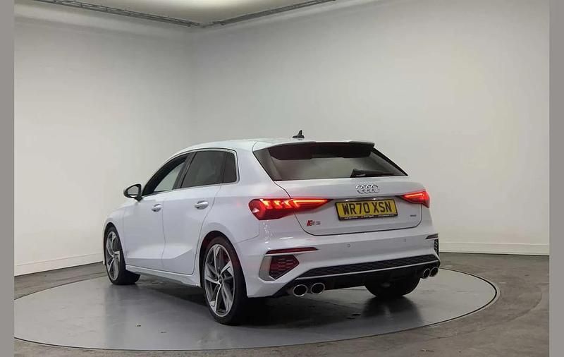 Used Audi S3 Sportback Comfort 310 HP (228 kW) 2021 White Hatchback