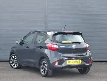 Used Hyundai i10 Advanced 67 HP (49 kW) 2023 Grey Hatchback