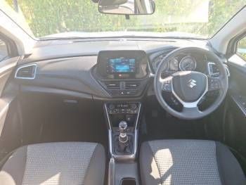 Image 3/4