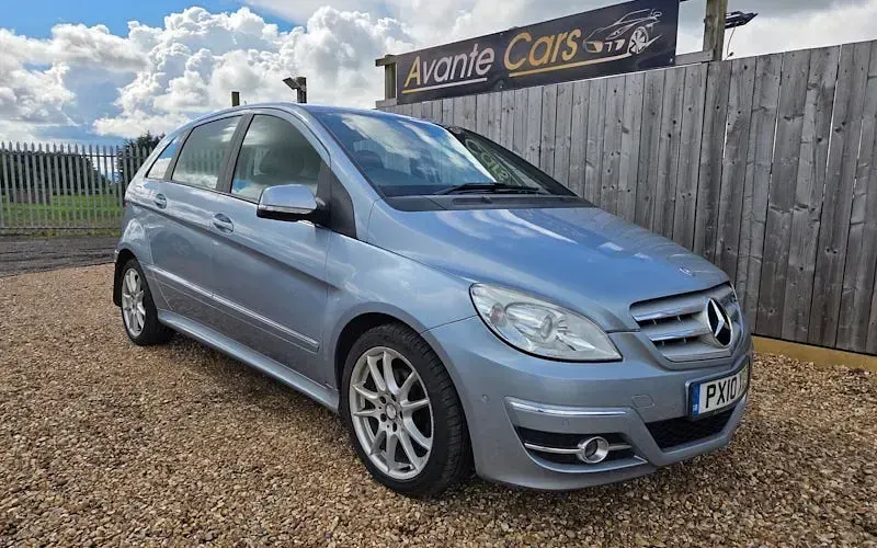 Used Mercedes B180 109 HP (80 kW) 2015 MPV