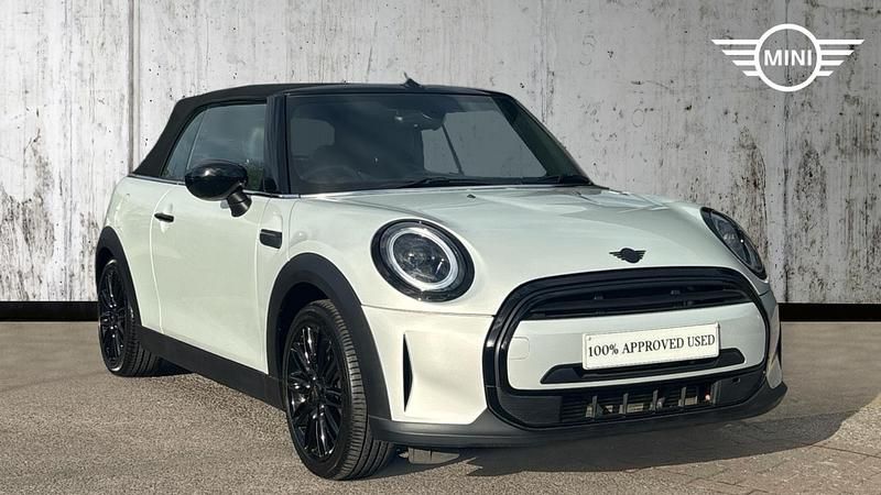 Used Mini Cooper Exclusive 136 HP (100 kW) 2022 White silver Hatchback