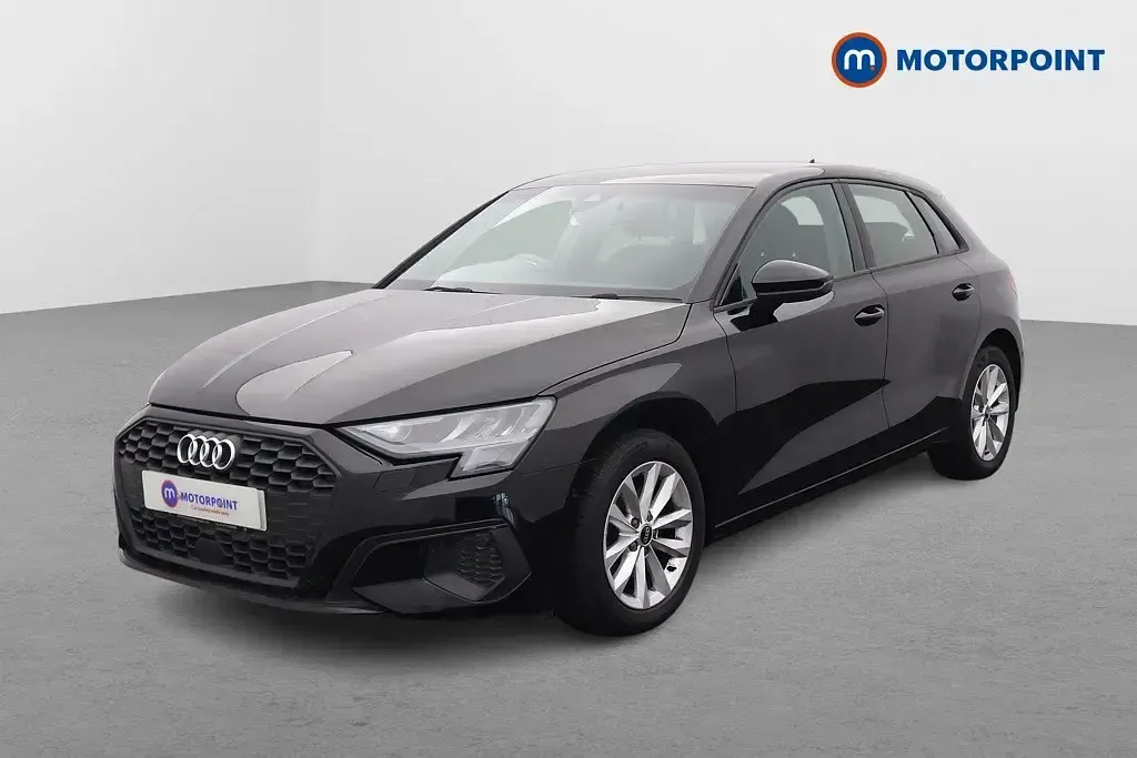 Używany Audi A3 2022 Czarny Sedan/Limuzyna