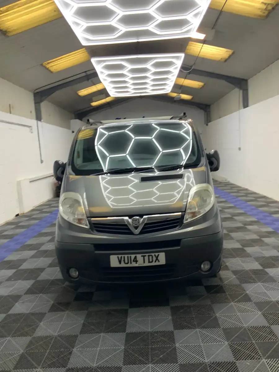 Used Vauxhall Vivaro Sportive 115 HP (84 kW) 2014 Grey MPV