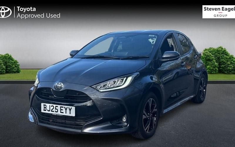 Used Toyota Yaris Hybrid Design 116 HP (85 kW) 2026 Hatchback