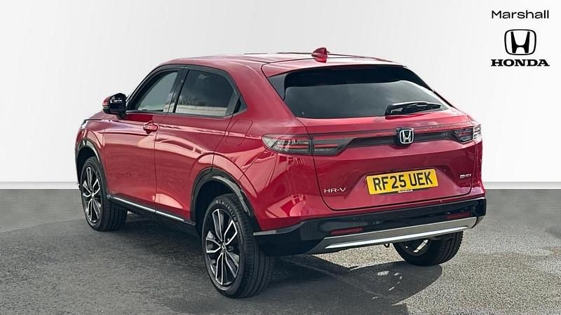Used Honda HR-V Advance 131 HP (96 kW) 2025 Red SUV