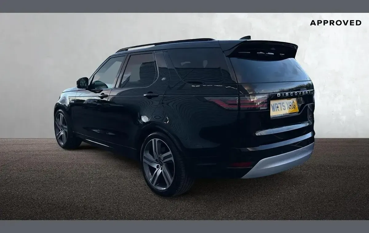 Used Land Rover Discovery 344 HP (253 kW) 2025 Black SUV