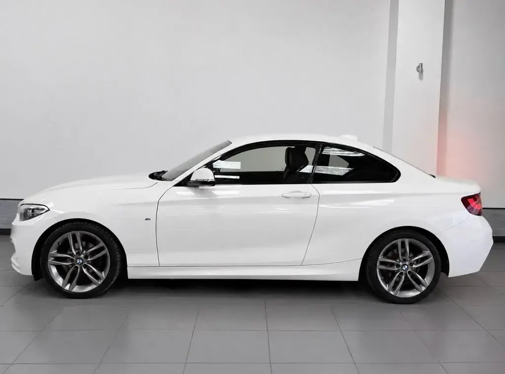 Used BMW 218 M Sport 143 HP (105 kW) 2015 White Coupe
