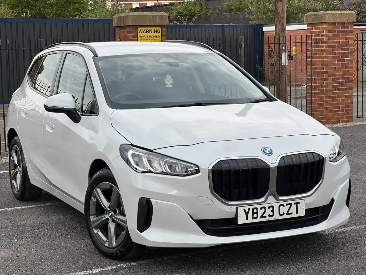 Used BMW 225 Sport Line 2023 White Hatchback