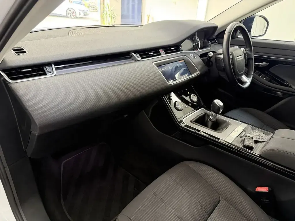 Used Land Rover Range Rover evoque S 150 HP (110 kW) 2020 White SUV