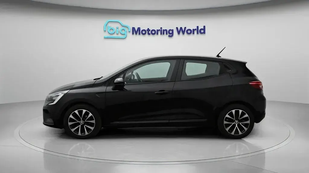Używany Renault Clio V Iconic 90 KM (66 kW) 2022 Czarny Hatchback