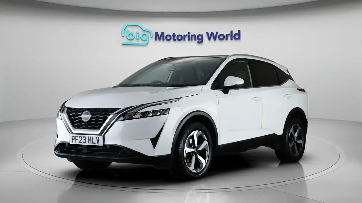 Used Nissan Qashqai N-Connecta 140 HP (102 kW) 2023 White SUV