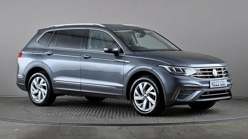 Used VW Tiguan Allspace Life 150 HP (110 kW) 2022 Grey SUV
