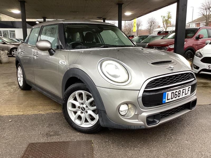 Used Mini Cooper S Hatch 2018 Silver Hatchback