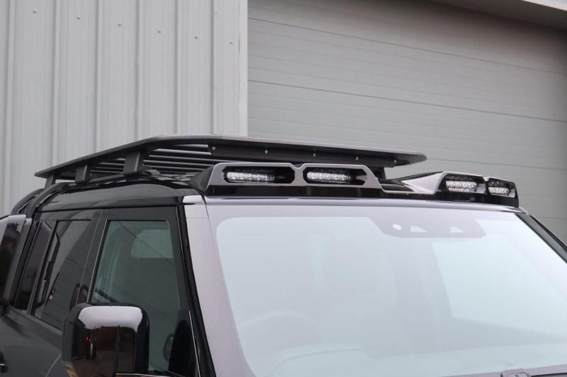 New Land Rover Defender HSE Dynamic 2025 Black SUV